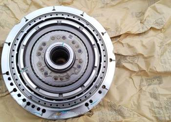 Pompa Oleju  Ford  JL3P7J239CA BC BD 2181544 2214540 2165188