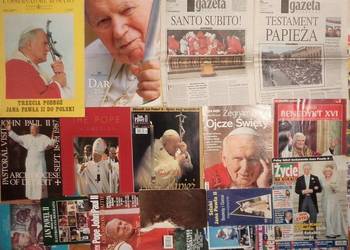 Papież Jan Paweł 2 - pamiątkowe gazety, beatyfikacja
