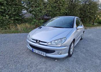 Peugeot 206 Lift 2006 1.4 Benzyna 88 KM Sprawny Klima 2 kpl. Kół
