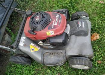 kosiarka spalinowa Honda z napędem,