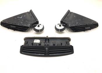 KRATKA NAWIEWU PRZÓD KOMPLET FORD KUGA II AM5T-R01815-AEW SUV WENTYLAC