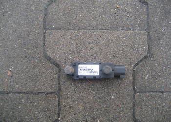 volvo xc90 02-14r czujnik uderzenia przód 30682590