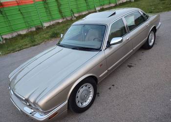 Daimler V8