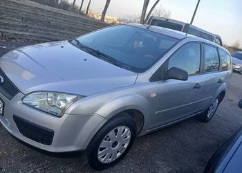 Ford focus klima dziala 1.6benz opłaty dlugie
