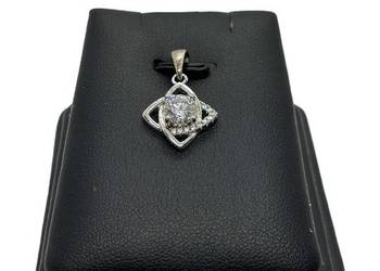 Nowa srebrna zawieszka pr 925 2,10g Cyrkonia