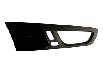 VOLVO XC60 II przedni prawy panel drzwi HARMAN KARDON 31490…