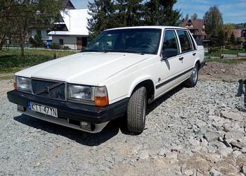 Volvo 740 2,3 benzyna z 1989 roku