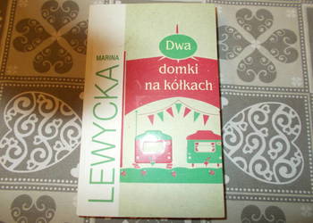 Marina Lewycka - Dwa domki na kółkach