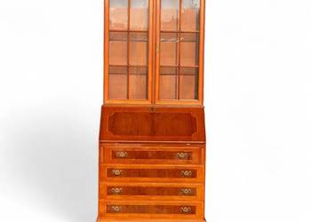 Sekretarzyk z witryną w angielskim stylu, intarsje, olcha Sekretarzyk z witryną w angielskim stylu, intarsje, olcha
