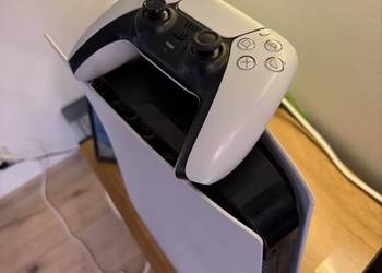 Play Station 5 z padem 1TB napęd