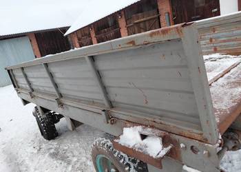 Burty z rozrzutnika dwuosiowego