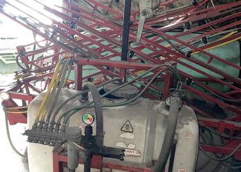 Opryskiwacz PILMET 300 L 15 m