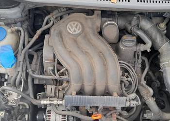 VOLKSWAGEN 2.0 FSI SILNIK BSX