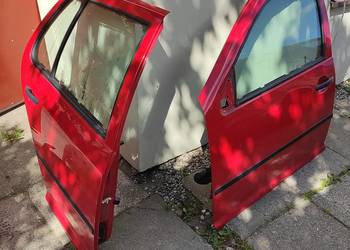 VW GOLF 4 5-DRZWI DRZWI KOLOR LY3D