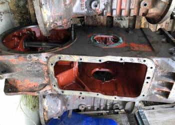 Obudowa mostu Massey Ferguson 390 Perkins LF Obudowa mostu Massey Ferguson 390 Perkins LF
