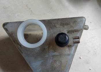 Zbiorniczek plynu hamulcowego w124 420e v8
