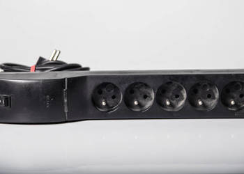 Listwa przepięciowa