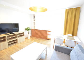 BEZPOŚREDNIO dwustronne 3 pokojowe mieszkanie NISKI BLOK