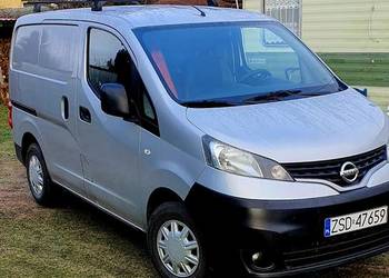 Nissan nv200