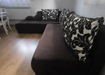 Sprzedam duży narożnik z możliwością spania używany w dobrym stanie odbiór