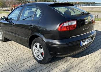 Leon 2005  z gazem  Klimatronik podgrzewane fotele Alu czujniki parkowania