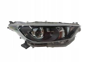 LAMPA PRZÓD  PRAWA EU  Toyota Yaris IV (2020-   )