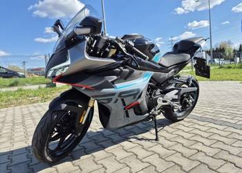 Motocykl CFMOTO 450SR 2025r przebieg 6162km bardzo dobry stan