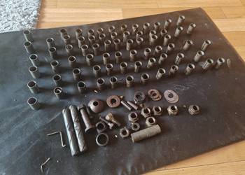 Fiat 126p elementy do naprawy zwrotnic.