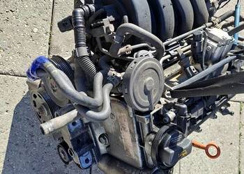 Volkswagen Golf V 1.6 FSi 115KM silnik kompletny kod BAG BLF BLP