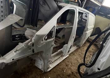 Poszycie boczne lewe + ćwiartka lewa Mercedes Vito, V-klasa W447
