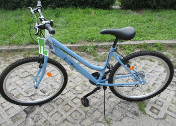 Nowy rower  dla młodzieży lub dorosłych.