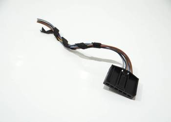 KOSTKA WTYCZKA LAMPY TYŁ W BŁOTNIK BMW E90 LCI