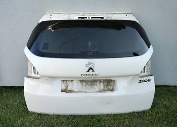 Peugeot 2008 klapa bagażnika