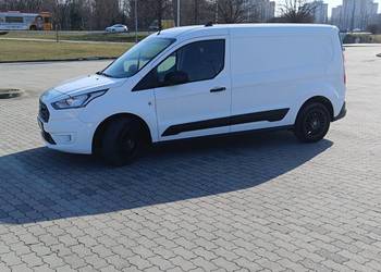Transport dostawa przewóz ładunków towarów rzeczy