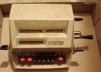 PREDOM PR113- kalkulator na korbę z lat 70'