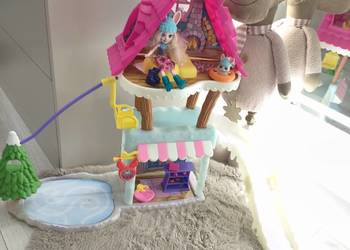 Duży domek enchantimals z akcesoriami