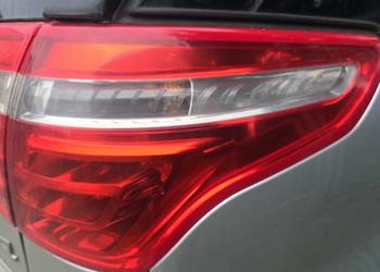 Lampa prawy tył w błotnik do citroena c4 picasso 2008