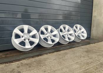 Orginalne felgi Nissan navara R17