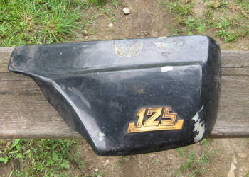 WSK 125 garbuska boczek prawy