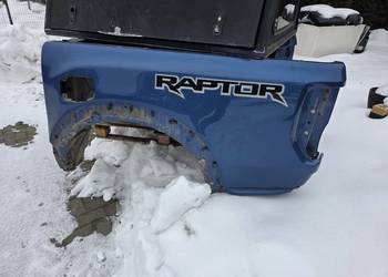 Ford Ranger Raptor paka, buda uszkodzona