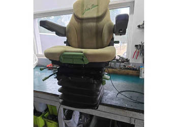 Fotel pneumatyczny John Deere grammer