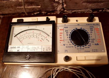 starocia z PRLu Analogowy Miernik  produkcji CCCP