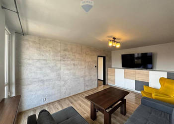 Dwupokojowe M - 51 m² po remoncie balkon