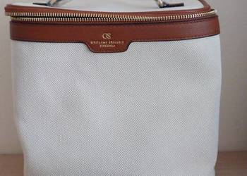 Kuferek na kosmetyki Oriflame