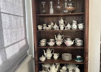 Dębowa biblioteka stara