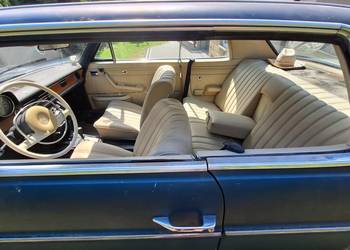 Zabytkowy mercedes w114 coupe klimatyzacja