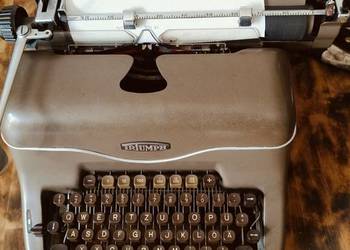 Maszyna do pisania Triumph duża ciężka dekoracja retro