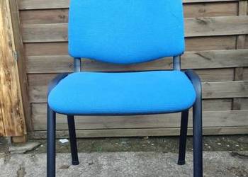 Krzesło ISO Nowy Styl niebieskie konferencyjne biurowe