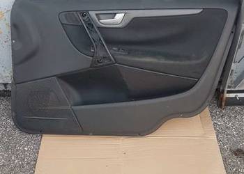 Boczki komplet Volvo V 70 2005 rok
