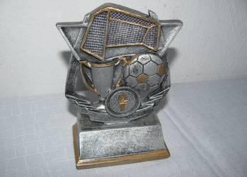 Statuetki dla piłkarzy najlepszego bramkarza